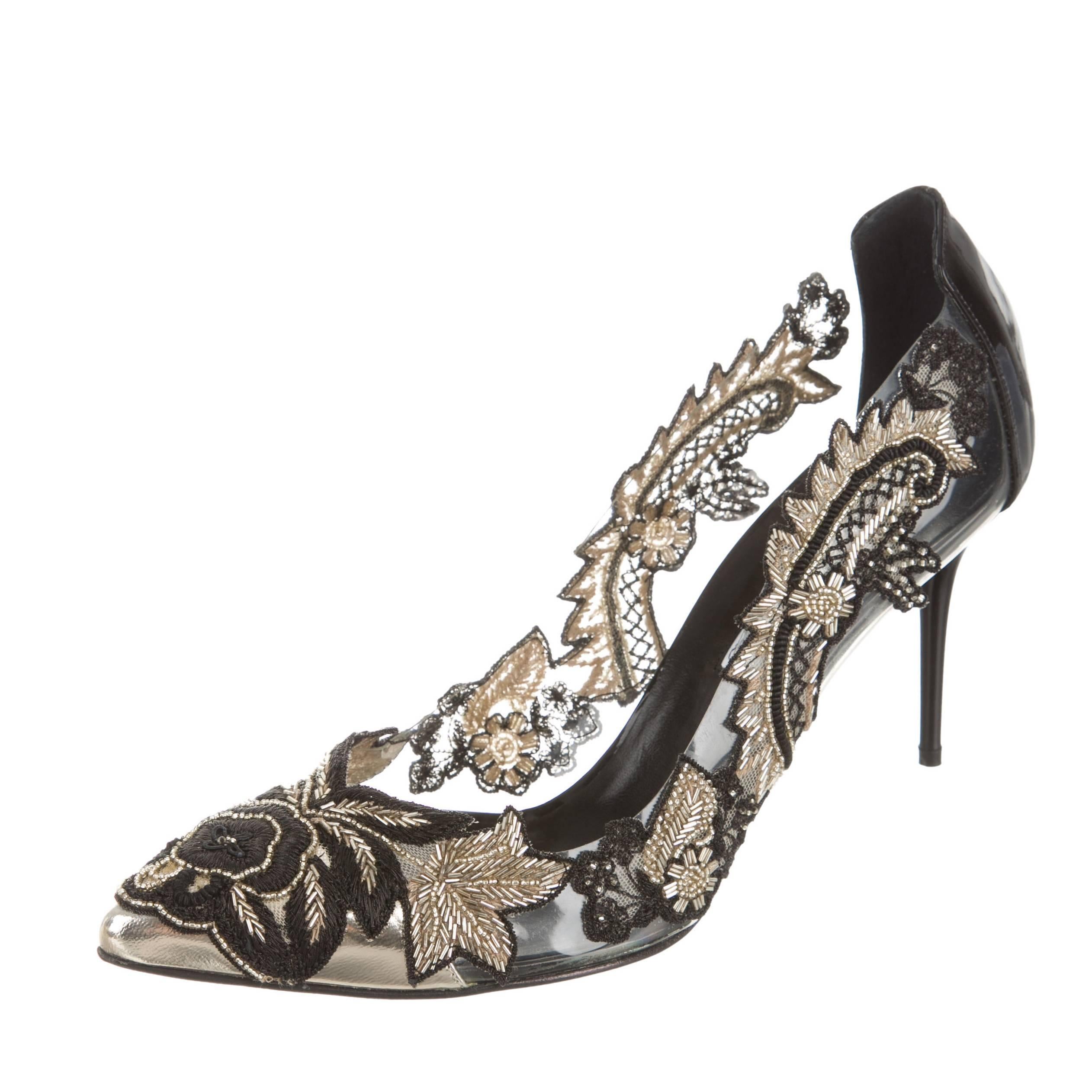 Oscar de la Renta Black Gold Patent Leather Embroidered High Heel Pumps in Box