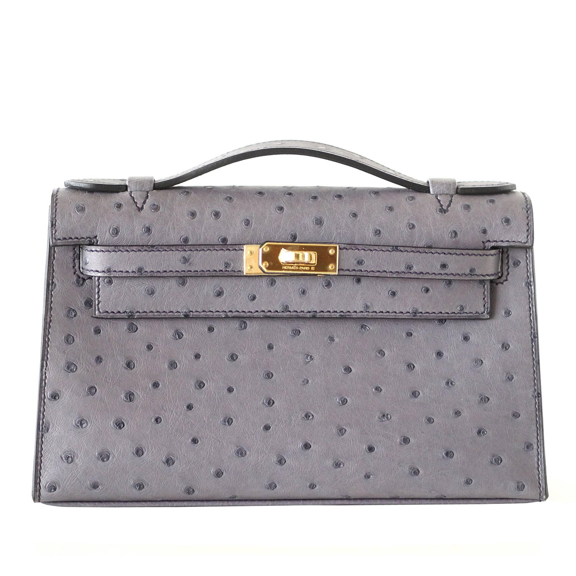 HERMES Kelly Pochette ostrich Gris Agate gold hardware