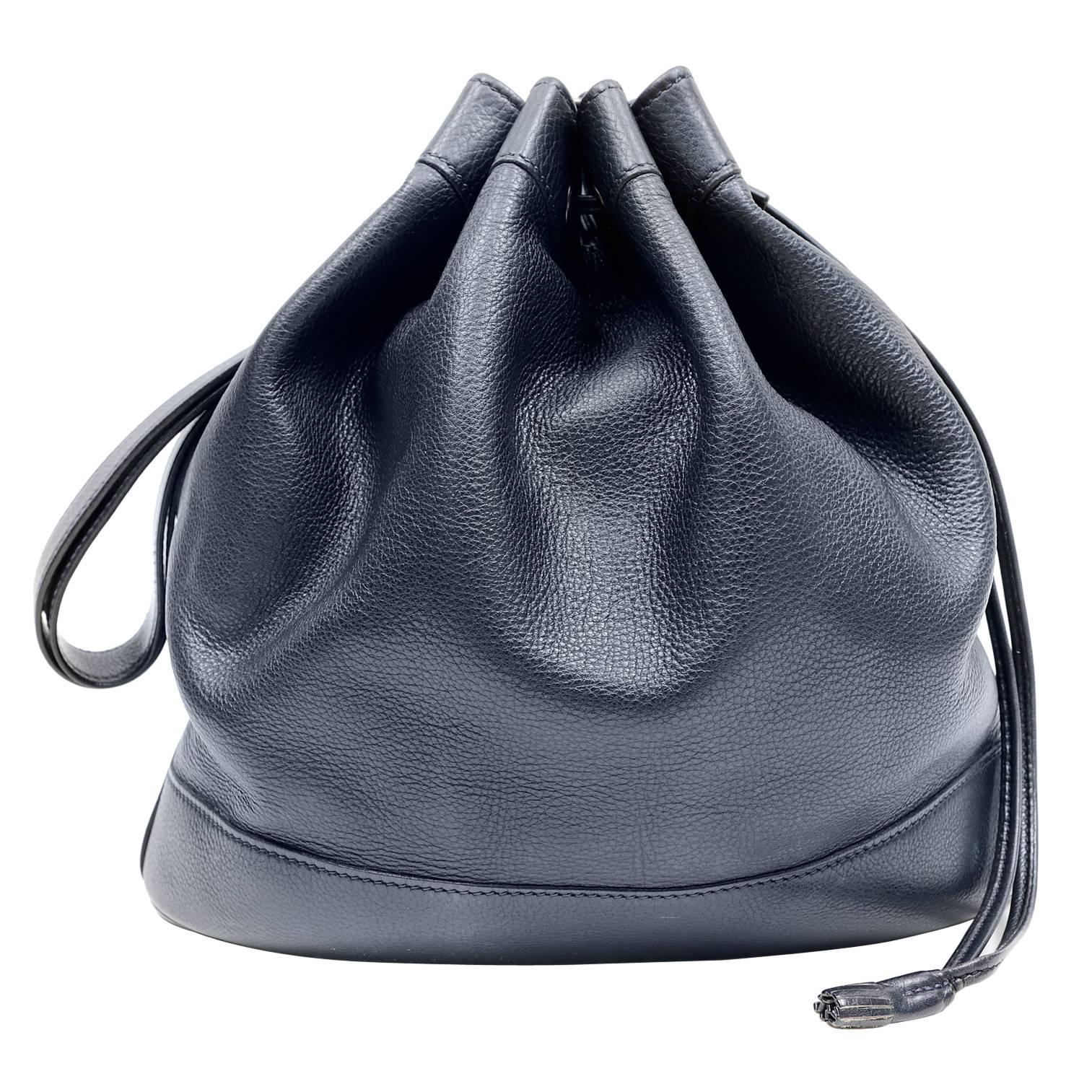 Hermès Indigo Leather Drawstring Market Bucket Bag For Sale