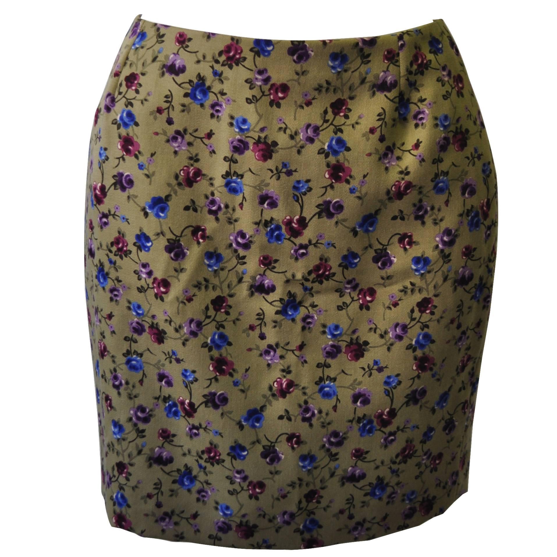 Unique Gianni Versace Istante Khaki Floral Mini Skirt For Sale