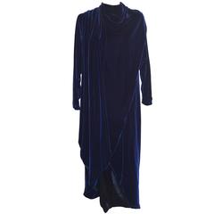 Halston 1970s Navy Blue Velvet Wrap Dress Cloak Size 10
