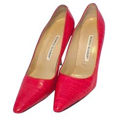 Manolo Blahnik Fire Engine Red Alligator Pumps 7