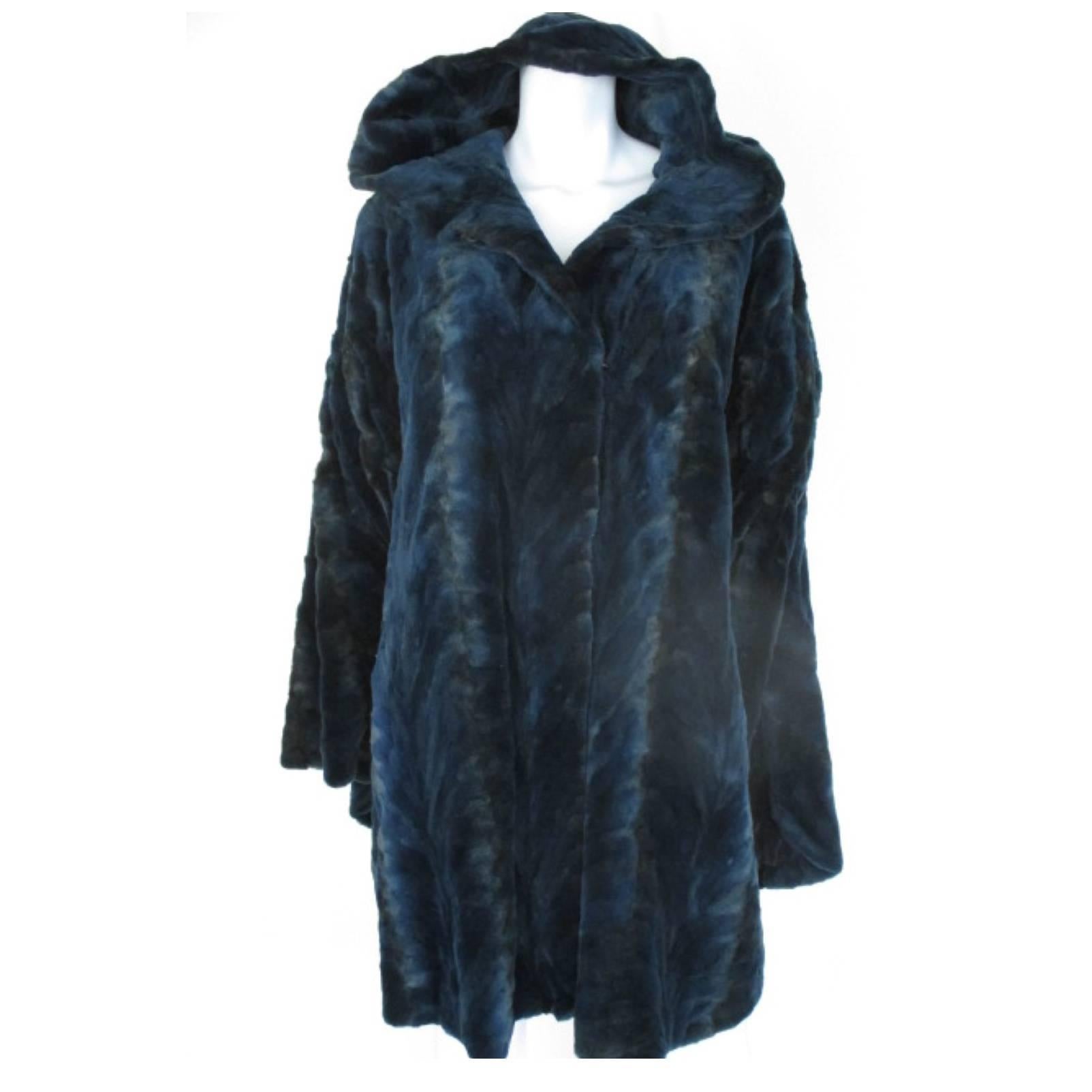 Hooded Blue Sheared Mink Fur Cape