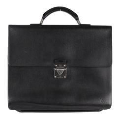 LOUIS VUITTON Black TAIGA Leather ROBUSTO 2 Compartments BRIEFCASE Work Bag 6