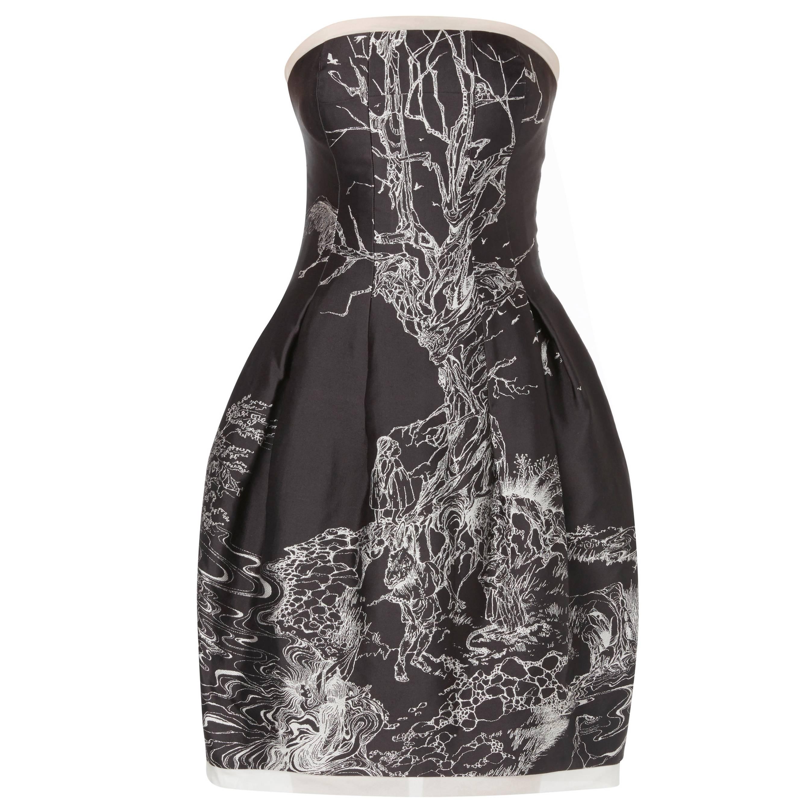 Alexander McQueen black & white dress, Autumn/Winter 2008 For Sale