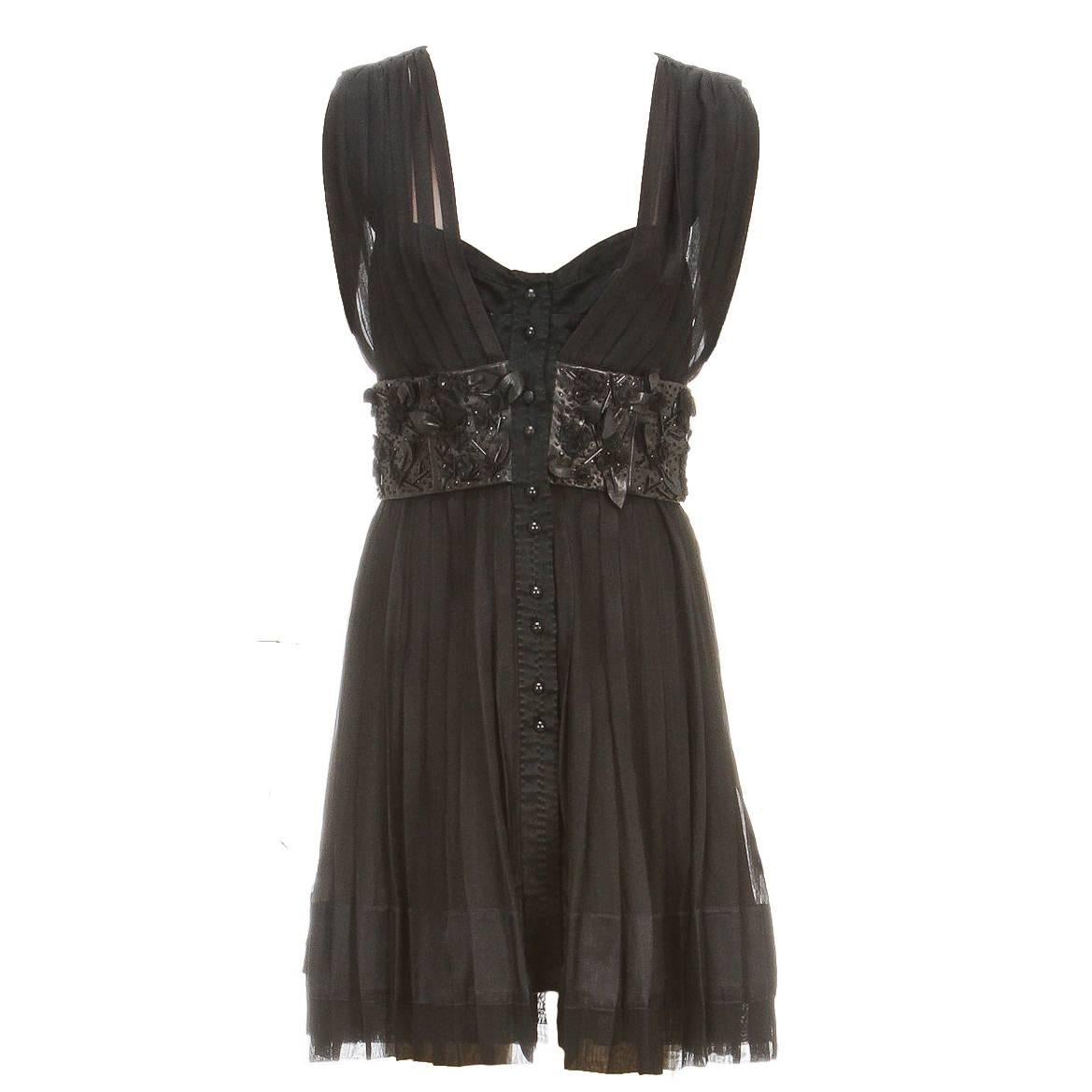 Louis Vuitton Black Sleeveless Floral Leather Waist Button Dress (Size 38) For Sale