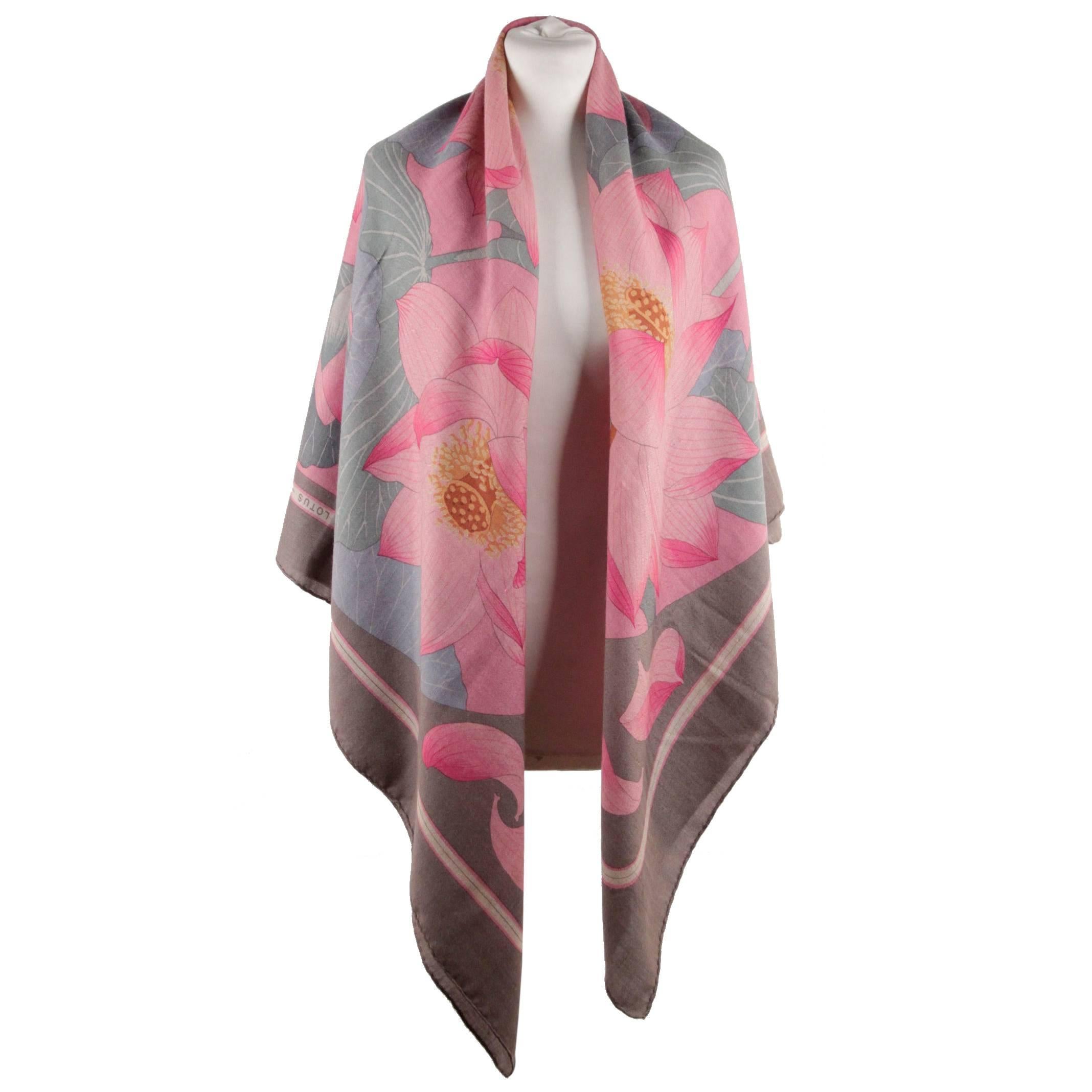 HERMES Gray Cashmere & Silk LARGE SCARF 1976 FLEURS DE LOTUS Vauzelles