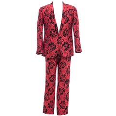 dolce and gabbana jacquard suit Dolce
Gabbana Men
s Runway Red Floral Jacquard Suit, Fall 2011