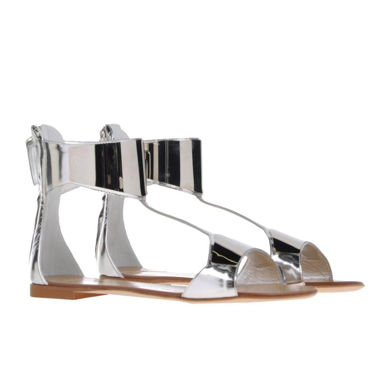 Giuseppe Zanotti NEW and SOLD Silver Leather Gladiator Flats Sandals in Box