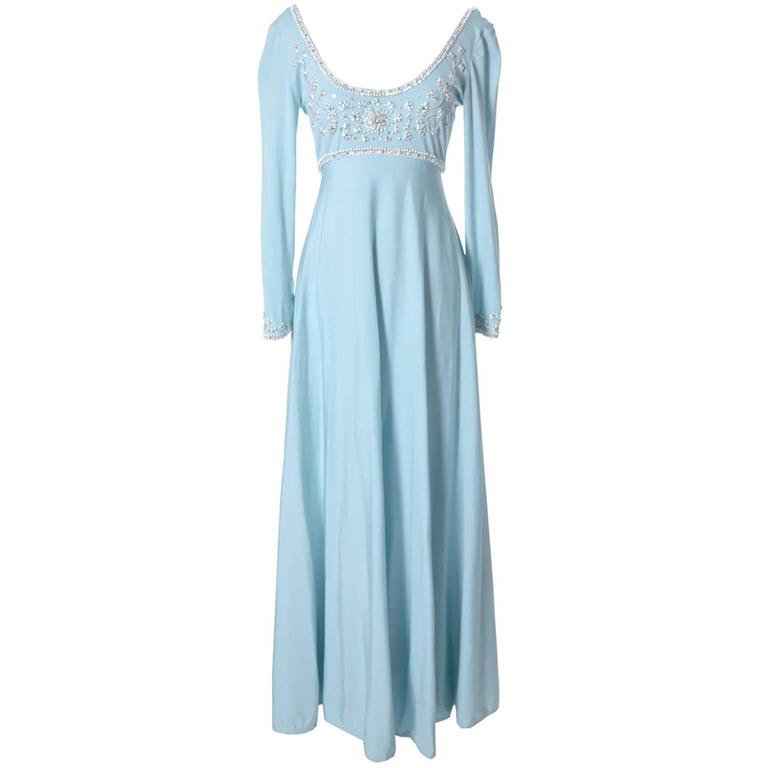 Victoria royal dress deals