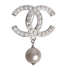Chanel Double 'C' brooch with Pearl Drop