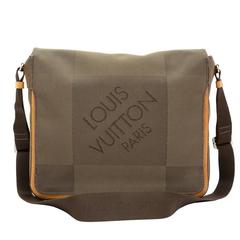 Louis Vuitton Messager Terre Damier Geant Canvas Shoulder Bag 8