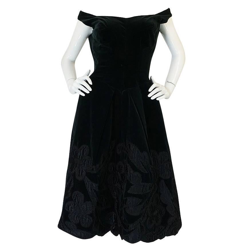 1950s Demi-Couture Level Nazareth Velvet Applique Dress