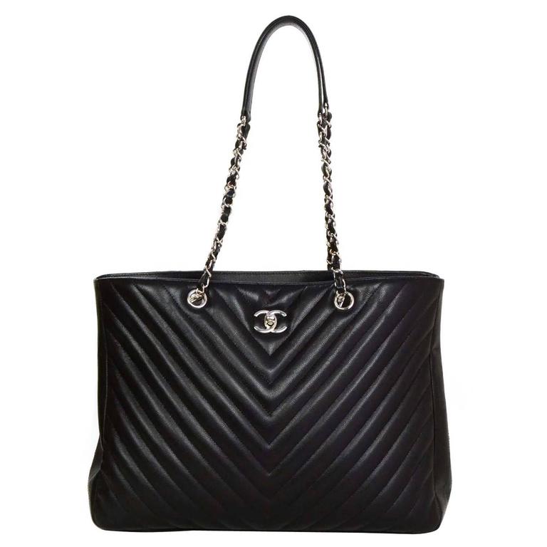 Chanel - Navy Leather Chevron Cruise 2016 Bowling Bag