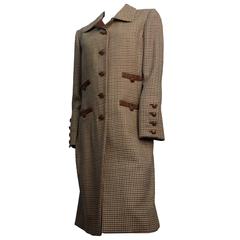 Oscar De La Renta Tan Tweed Coat with Leather Buttons & Trim