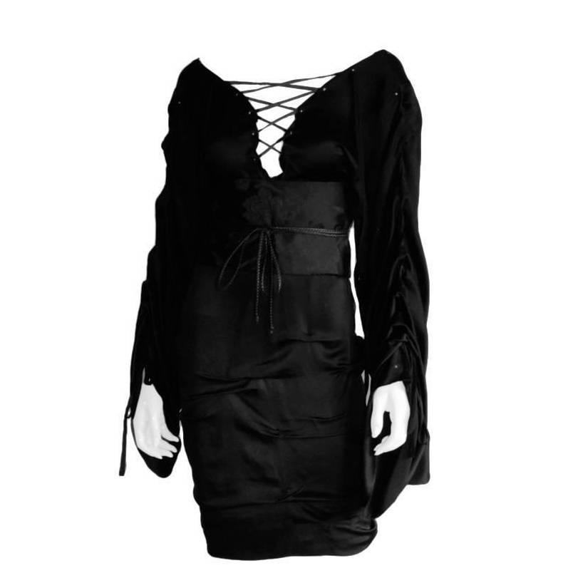 Free Shipping: Tom Ford For Gucci FW 2002 Black Silk Gothic Runway Dress! IT 40 In Good Condition In Melbourne, AU