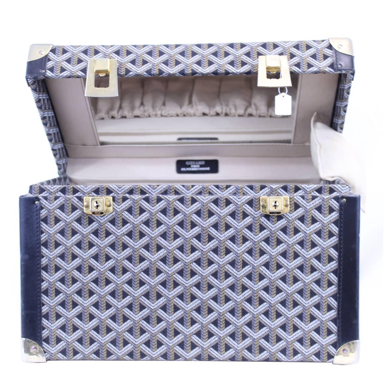 goyard vanity case price