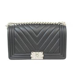 CHANEL Le Boy Medium Flap Shoulder Bag