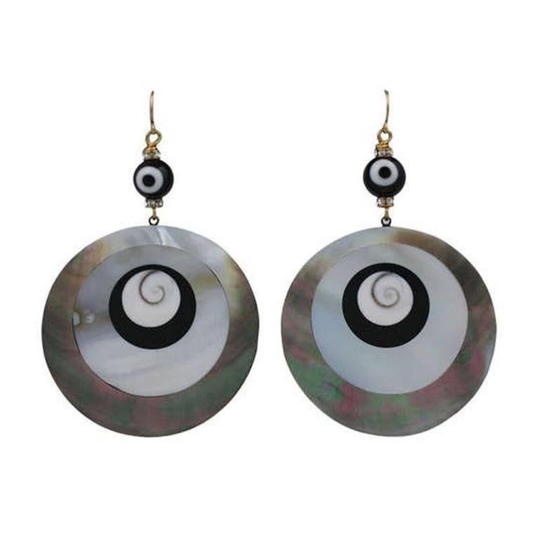 Orecchini a forma di nove, MWLC