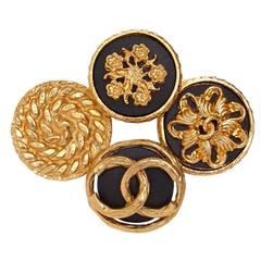 90s Chanel Stylised Cross Shaped Gold Disk Brooch