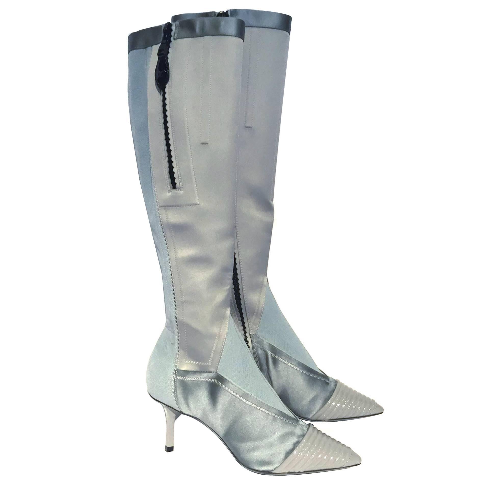 Louis Vuitton by Nicolas Ghesquire thigh high grey boots, Sz. 9.5 For Sale