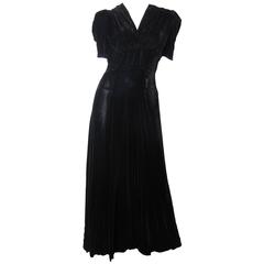 1930s Black Velvet Gown 11