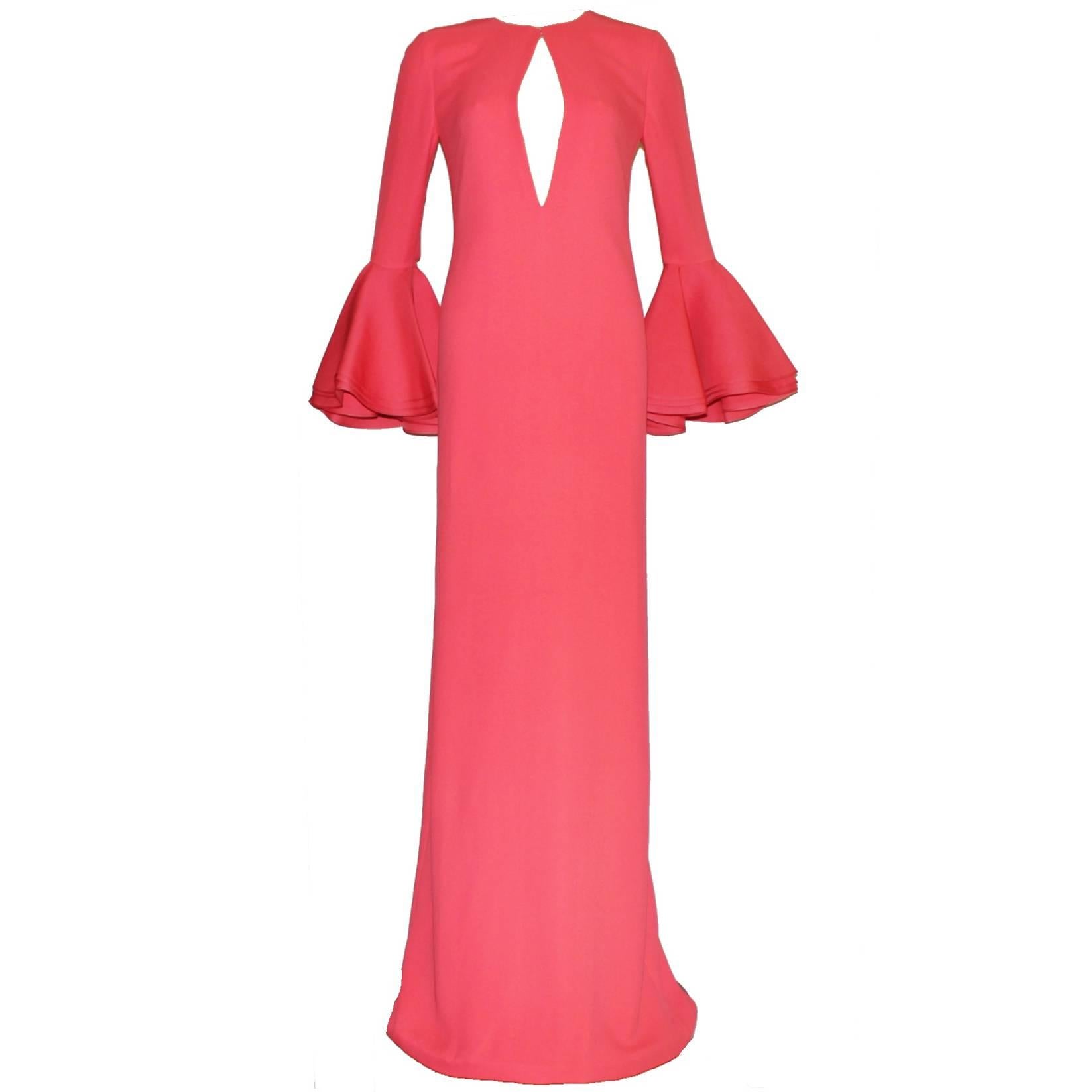 Glamourous Gucci Coral Keyhole Silk Evening Gown