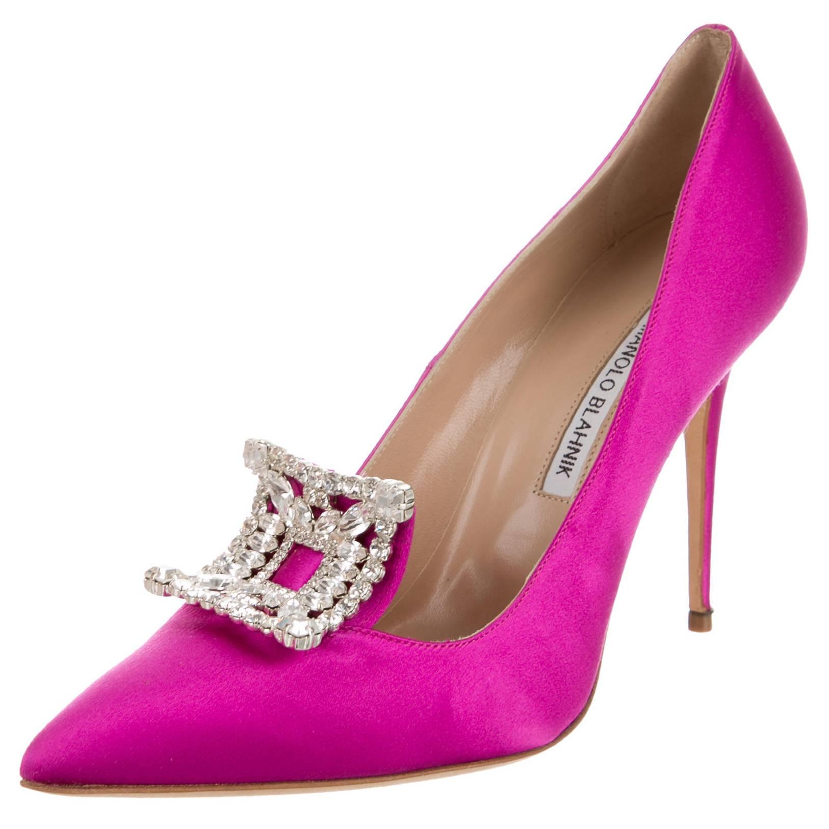 Manolo Blahnik NEW & SOLD OUT Pink Satin Crystal High Heel Pumps in Box