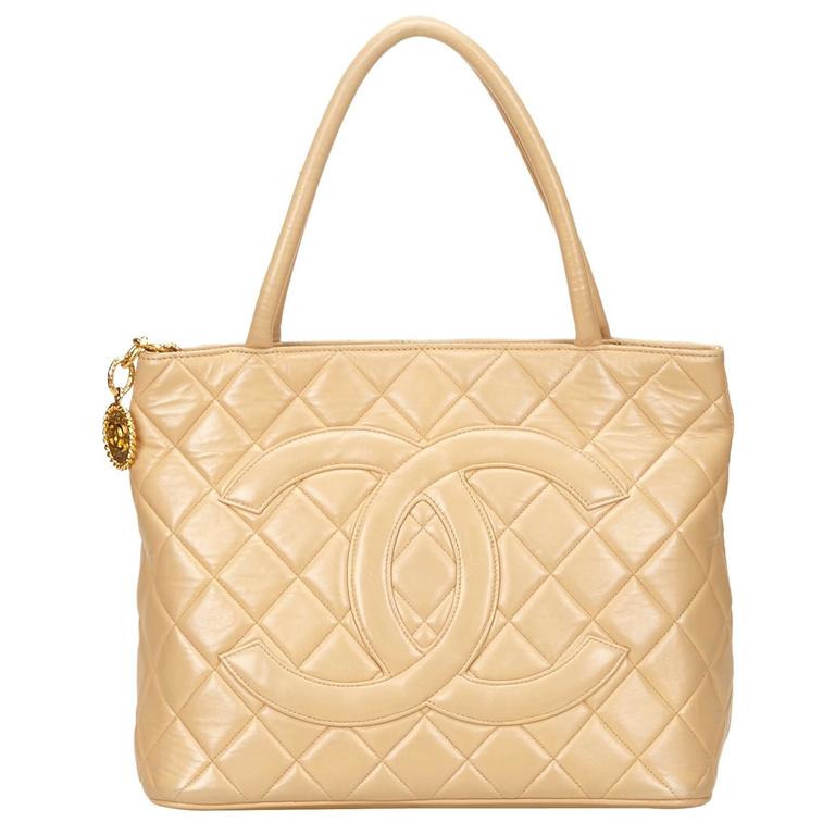 prada pr23