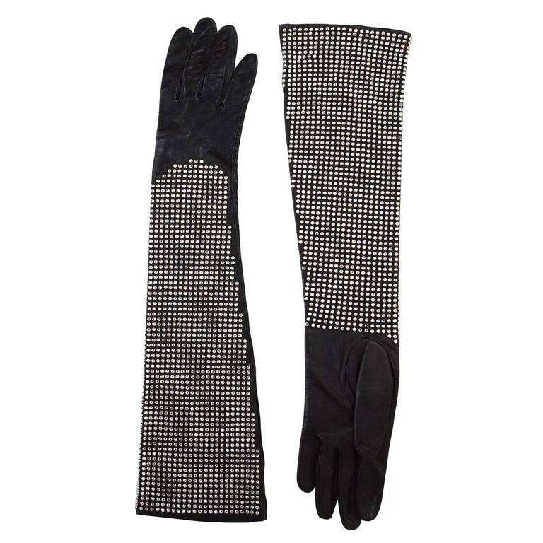 Black Leather Studded Gloves sz 7 rt. 3,000 For Sale at 1stDibs