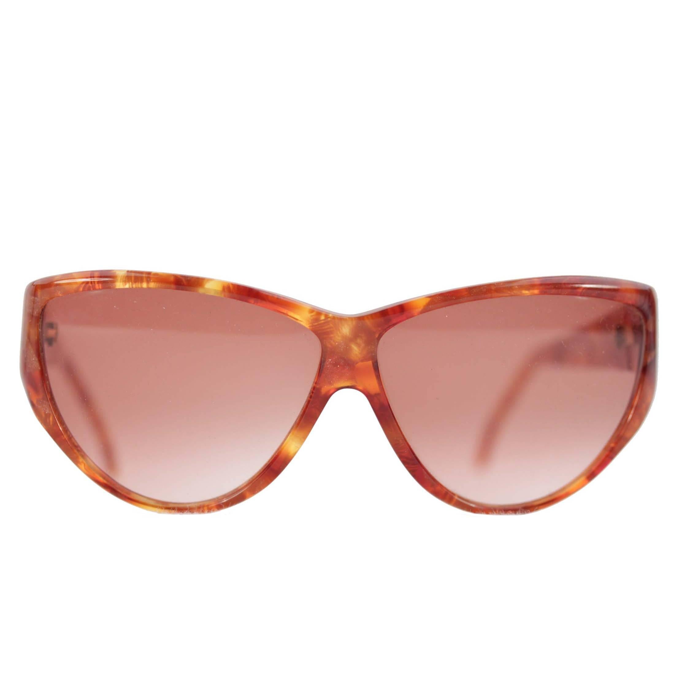 YVES SAINT LAURENT Vintage Sunglasses 8910 P130 Brown Frame France Eyewear