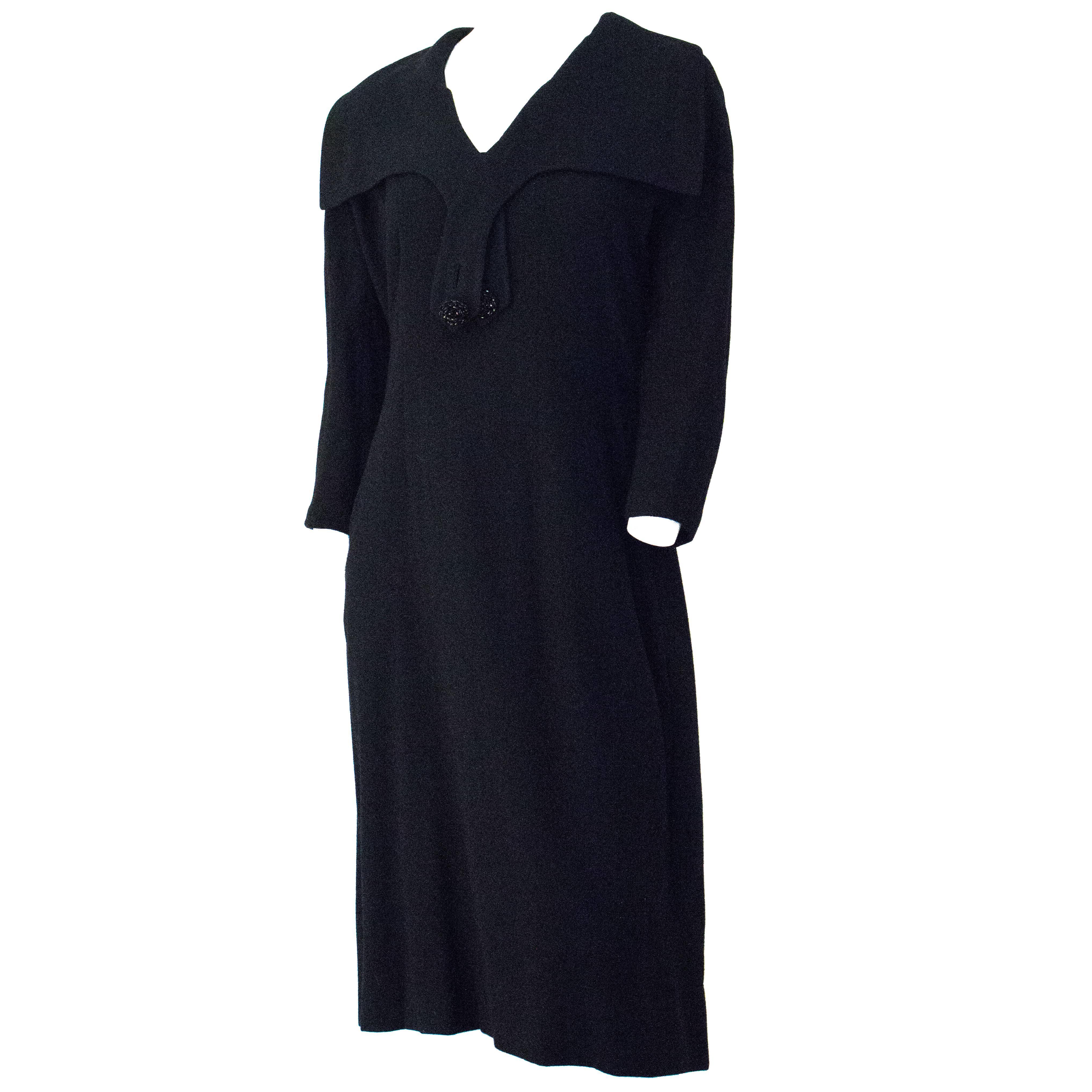 50s Black Wool V Neck 3/4 Sleeve Fitted Dress For Sale