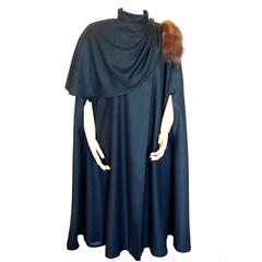 Long Black Wool Cape with Fur Collar Detail & Draping 1980s Maria Peruggo Size M 12