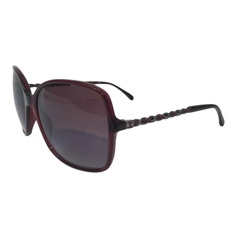 Chanel Brown 5210-Q Tortoise Shell Chain Detail Square Sunglasses Chanel