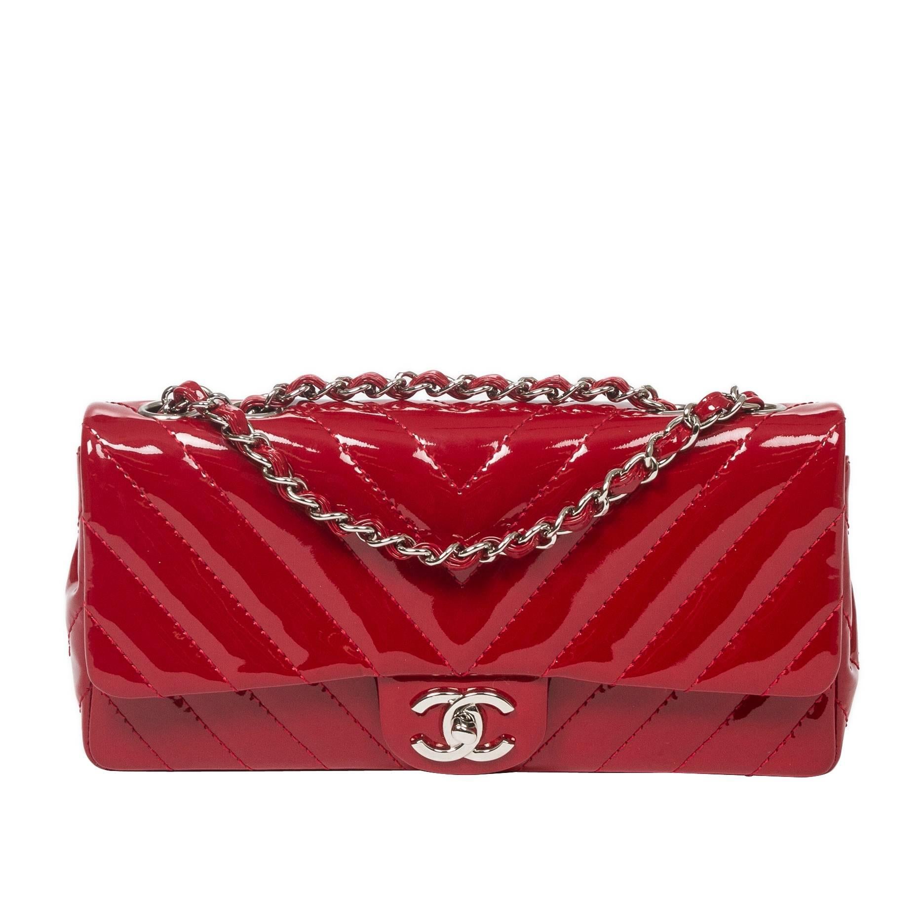 Chanel - East West Flap Red Chevron Quilted Patent Leather