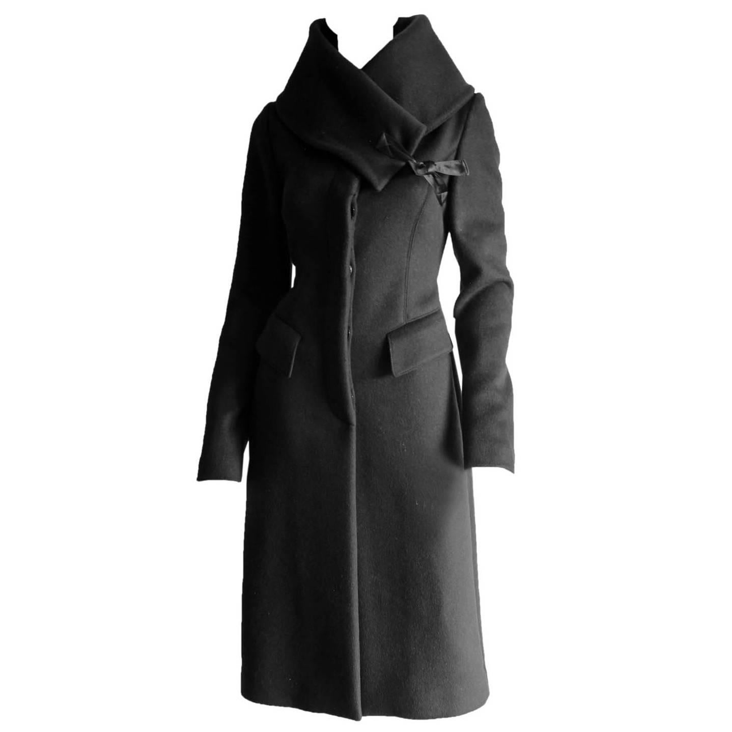 The Most Heavenly Tom Ford Gucci FW 2003 Black Cashmere Corseted Runway Coat!