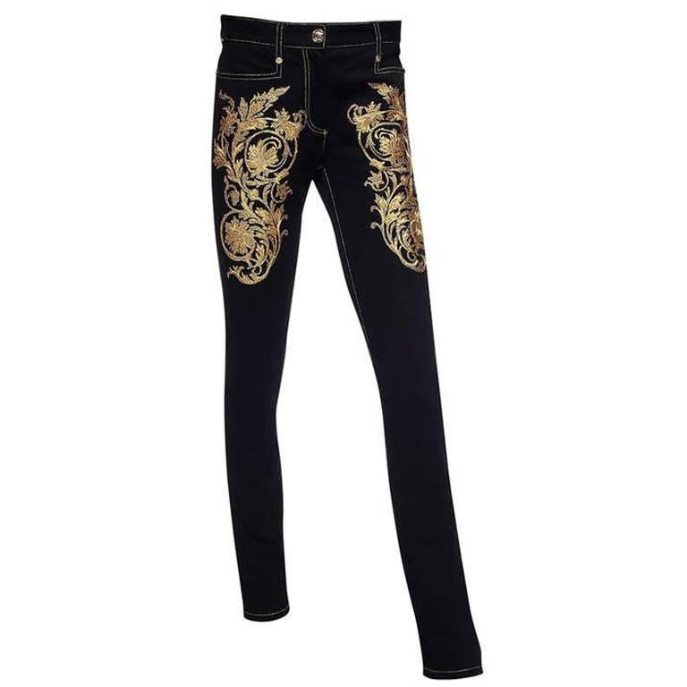 Pre-Fall 2013 L # 2 BRAND NEW VERSACE BAROQUE GOLD EMBROIDERED JEANS size 26 For Sale