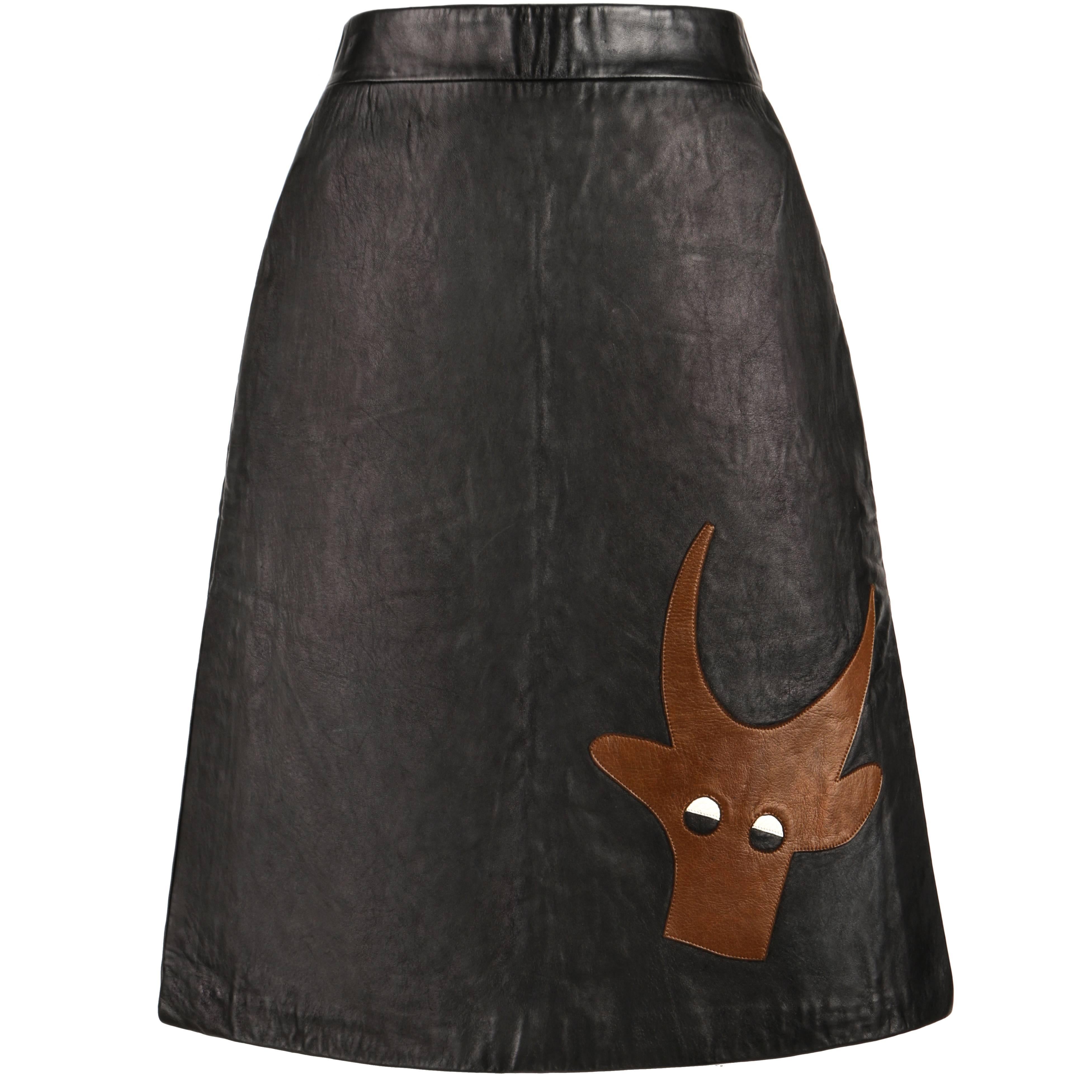 PIERRE CARDIN c.1970's Black Genuine Leather Deer Applique A-line Skirt Size 12