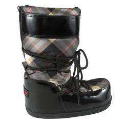 Burberry Snow Boots - New - US 7 - 37 - Black Plaid Leather Moon Lace Up Shoes