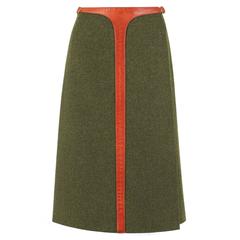 HERMES SPORT c.1970s Olive Wool Wrap Skirt Genuine Lambskin Leather Trim Size 40