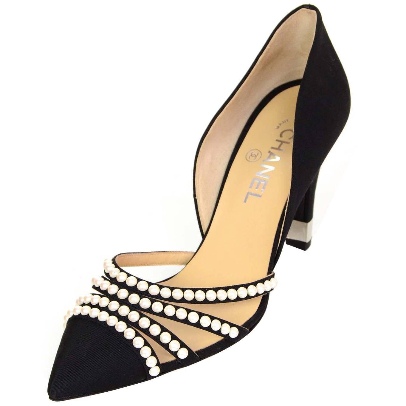 Chanel 2016 NIB Black Grosgrain and Faux Pearl D'Orsay Pumps Sz 39.5 RT. $1, 100