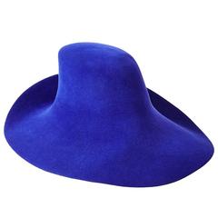 Yves Saint Laurent Dramatic Fedora