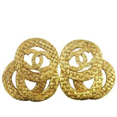 Chanel Vintage Gold Textured Interlocking Circles Charm Dangle Drop Earrings 10