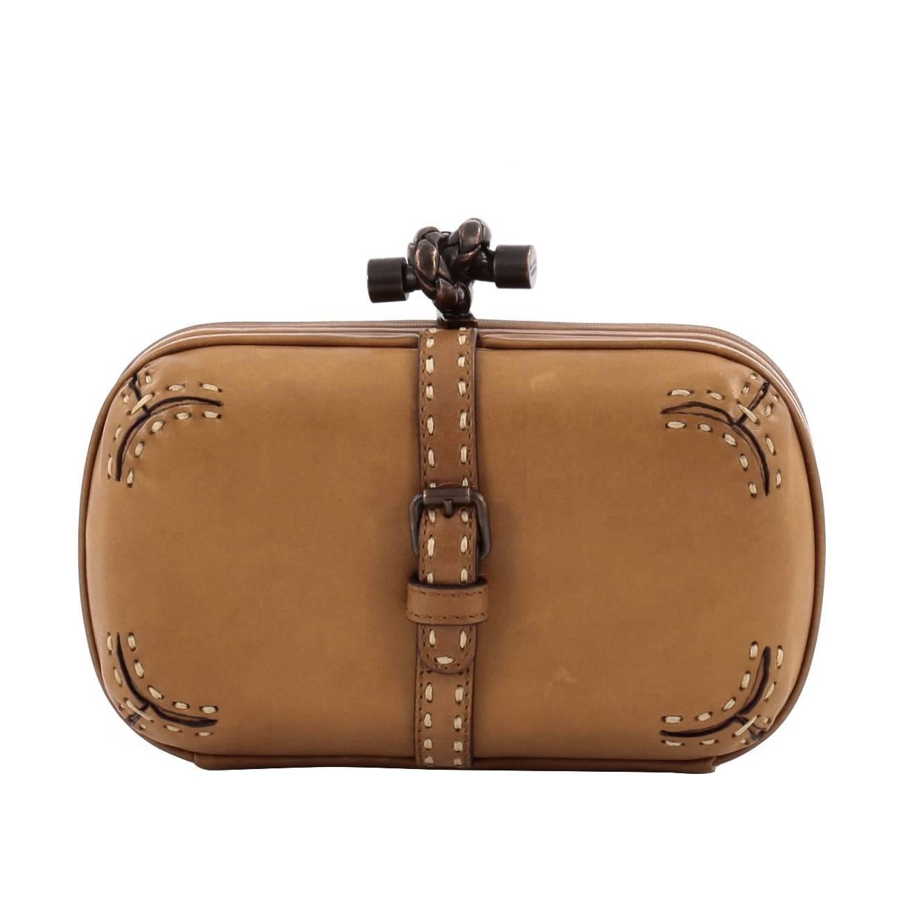 Bottega Veneta Box Knot Clutch Topstitched Leather Small
