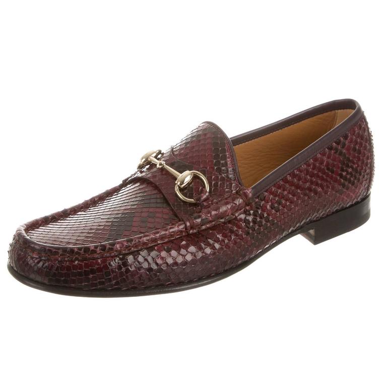 Airfield Instrument Encommium Gucci NEW Men's Snakeskin Leather Burgundy Flats Slippers Loafers Shoes in  Box at 1stDibs