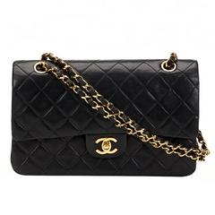 1980s Chanel Black Quilted Lambskin Vintage Medium Classic Double Flap Bag