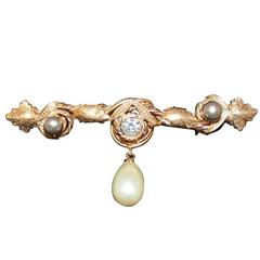 Chanel Vintage Pearl & Gold Tone Pin - circa 1983