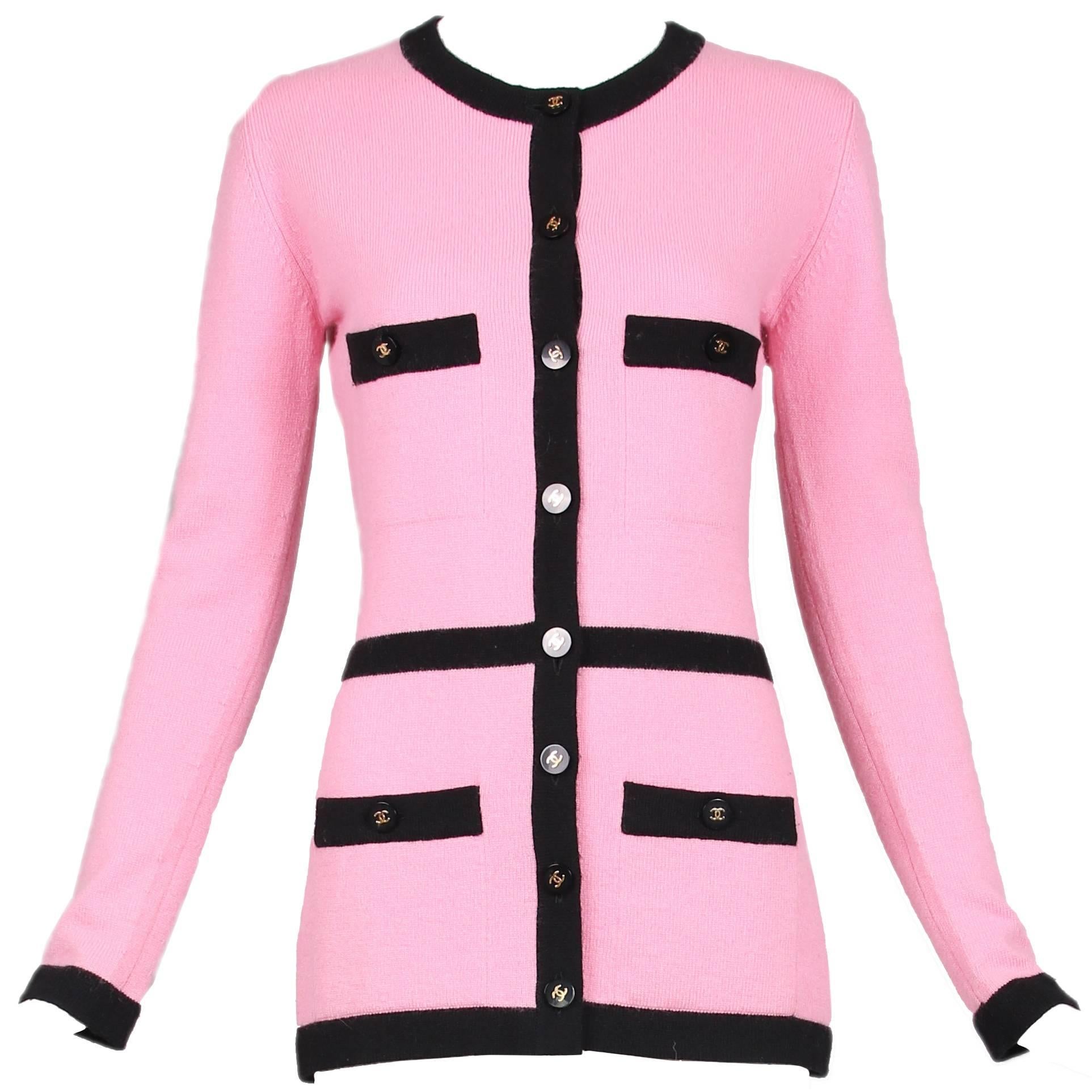 CHANEL cashmere COCO Button Knit Tops & Cardigans ensemble P04465 pink 40 main image 1