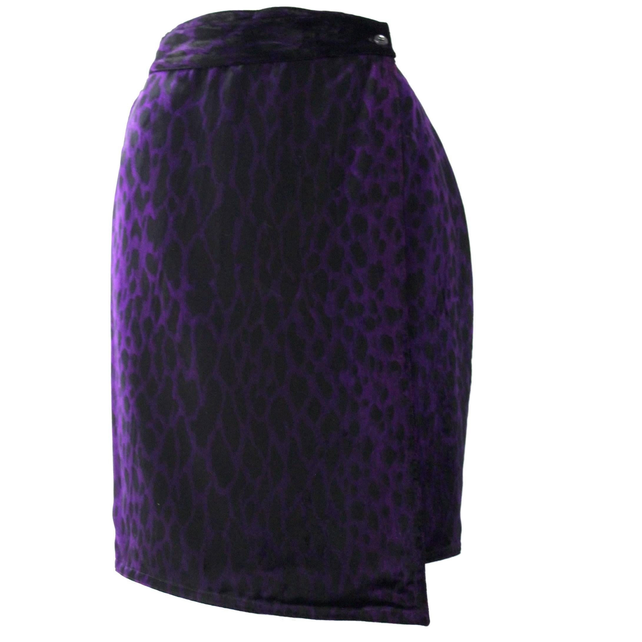 Unique Gianni Versace Couture Velvet Leopard Print Skirt Fall 1989 For Sale