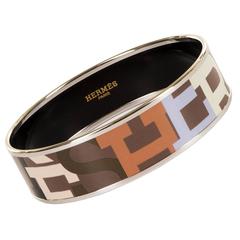 Exquisite Hermes Large Palladium & Enamel Hermes Signature Bangle